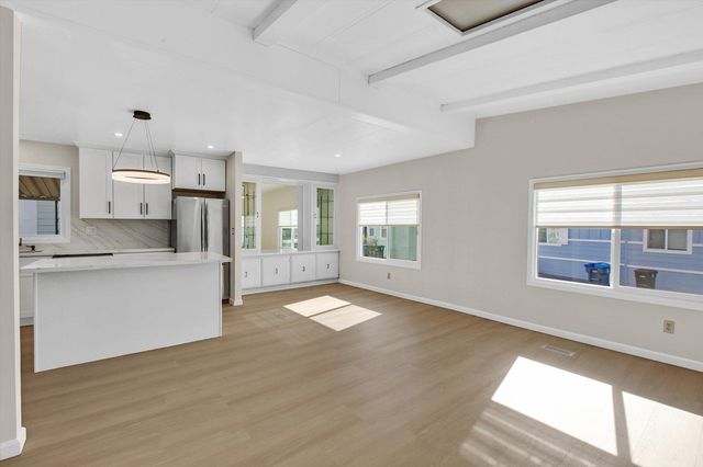 1075 Space Park way, Mountain View, CA 94043