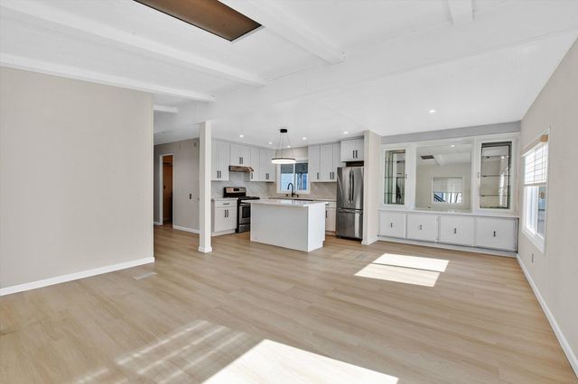 1075 Space Park way, Mountain View, CA 94043