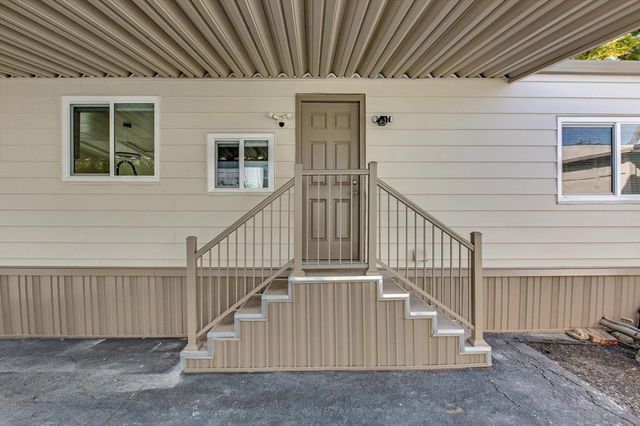 1075 Space Park way, Mountain View, CA 94043