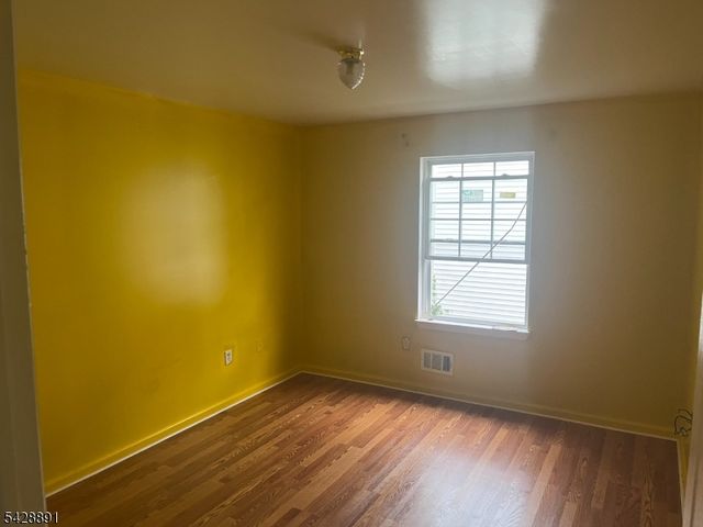 896 S 16Th St, Newark City, NJ 07108