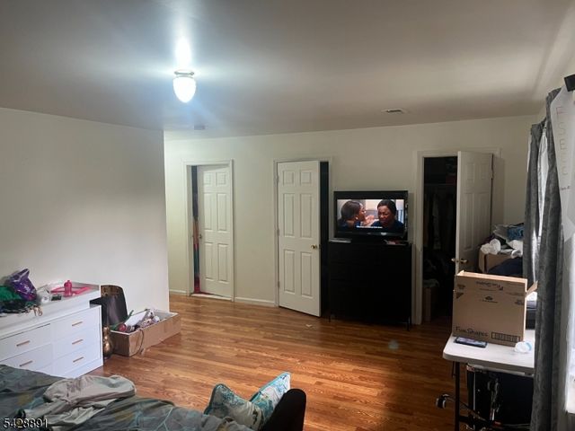 896 S 16Th St, Newark City, NJ 07108