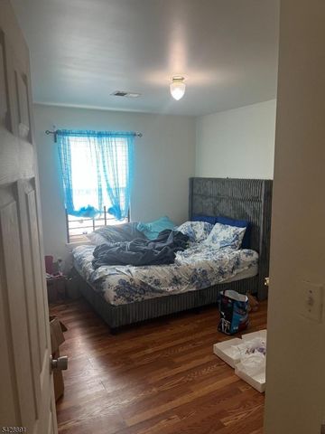 896 S 16Th St, Newark City, NJ 07108