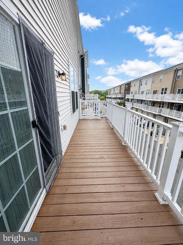 10552 NEIL ARMSTRONG WAY, Lanham, MD 20706