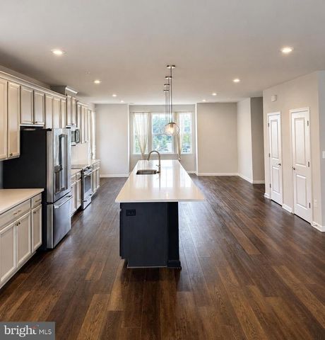 10552 NEIL ARMSTRONG WAY, Lanham, MD 20706
