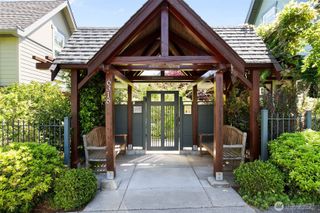 6318 5th Avenue NE #C, Seattle, WA 98115