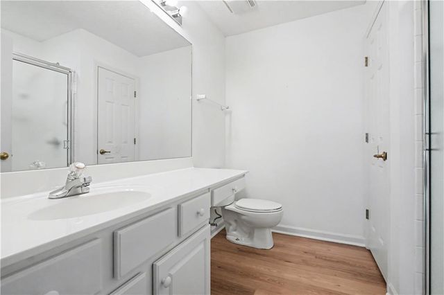 3758 NW Vineyards Lake NW Circle 8, Kennesaw, GA 30144