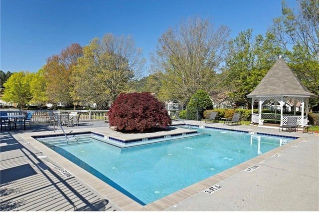 3758 NW Vineyards Lake NW Circle 8, Kennesaw, GA 30144