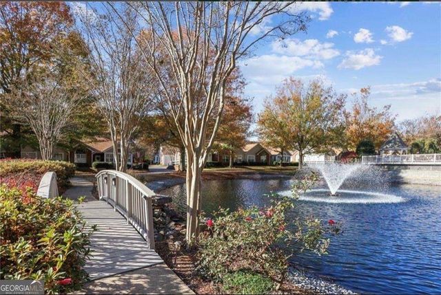 3758 NW Vineyards Lake NW Circle 8, Kennesaw, GA 30144