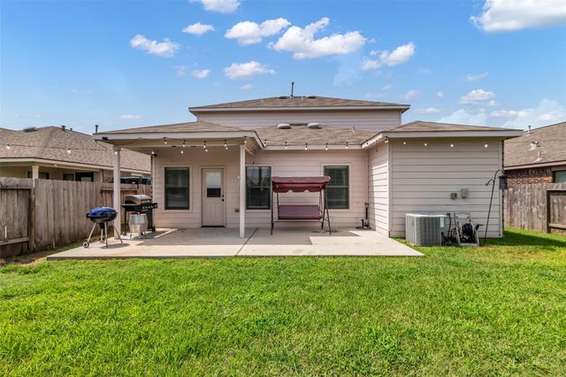 10211 Norway Spruce Lane, Tomball, TX 77375