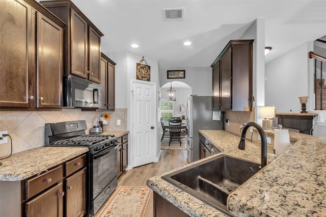 10211 Norway Spruce Lane, Tomball, TX 77375