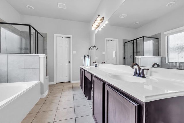 10211 Norway Spruce Lane, Tomball, TX 77375