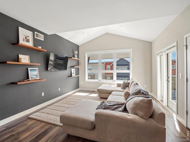 210 S Cherrywood Drive 303, Lafayette, CO 80026