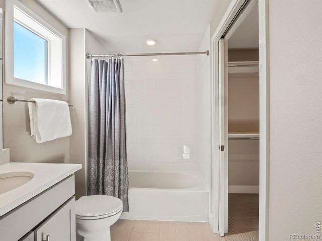 210 S Cherrywood Drive 303, Lafayette, CO 80026