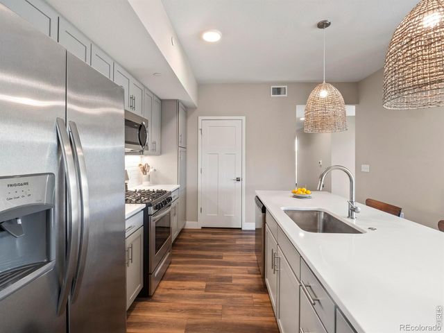 210 S Cherrywood Drive 303, Lafayette, CO 80026