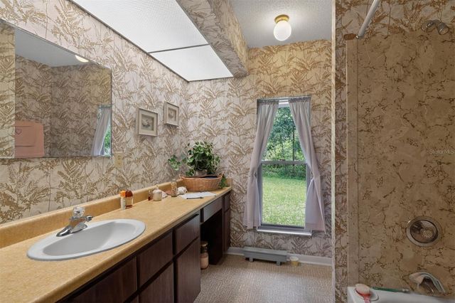 9603 SW 17TH AVENUE, Gainesville, FL 32607