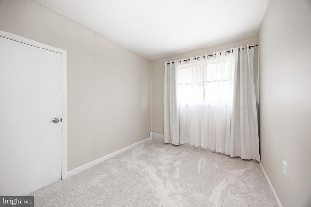 7 W CHURCH RD, Telford, PA 18969