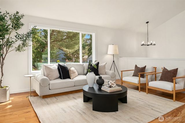 11134 127th Place NE, Kirkland, WA 98033