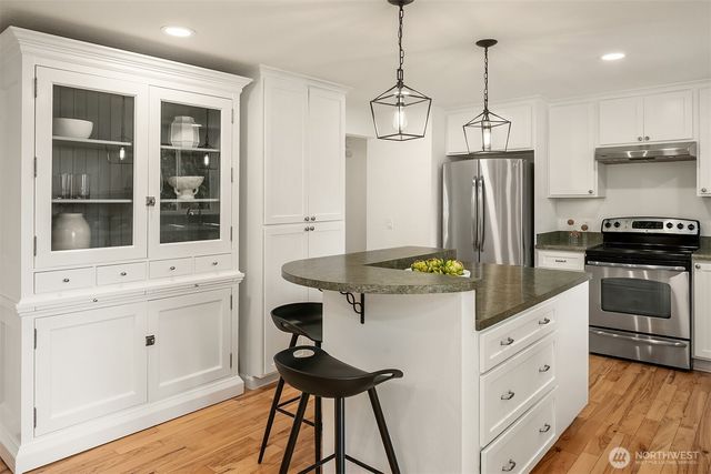 11134 127th Place NE, Kirkland, WA 98033