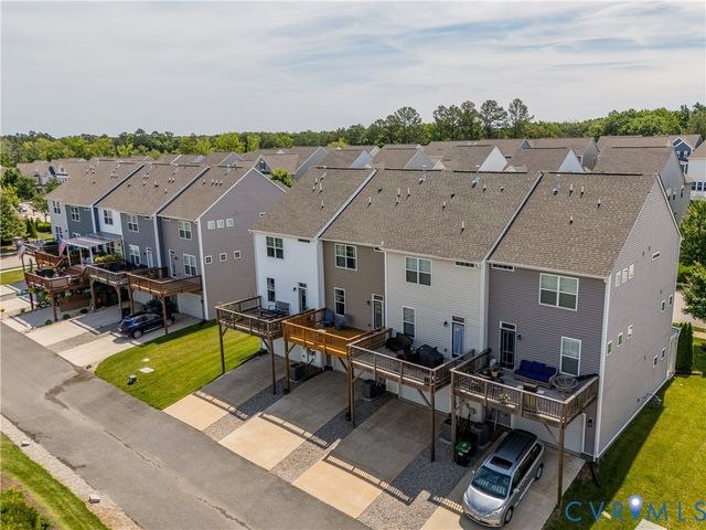 16930 Thornapple Run, Moseley, VA 23120