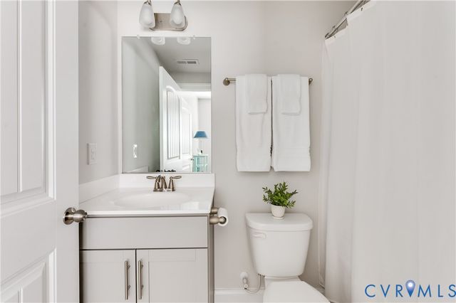 16930 Thornapple Run, Moseley, VA 23120