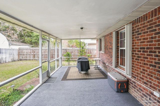 8080 Castle Pointe Way, Pensacola, FL 32506