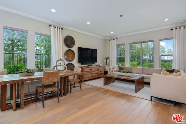 8304 Mariposa Court, West Hills (los Angeles), CA 91304