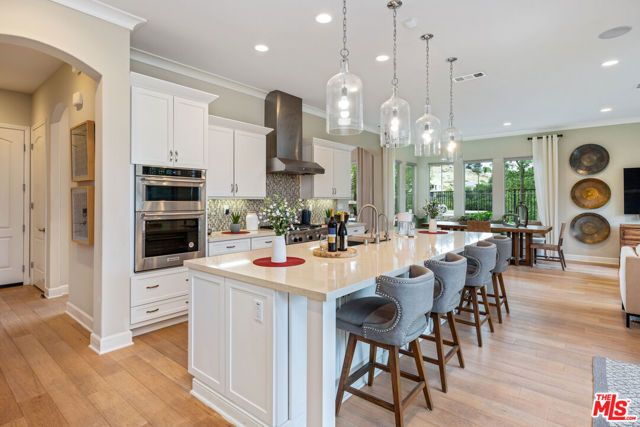 8304 Mariposa Court, West Hills (los Angeles), CA 91304