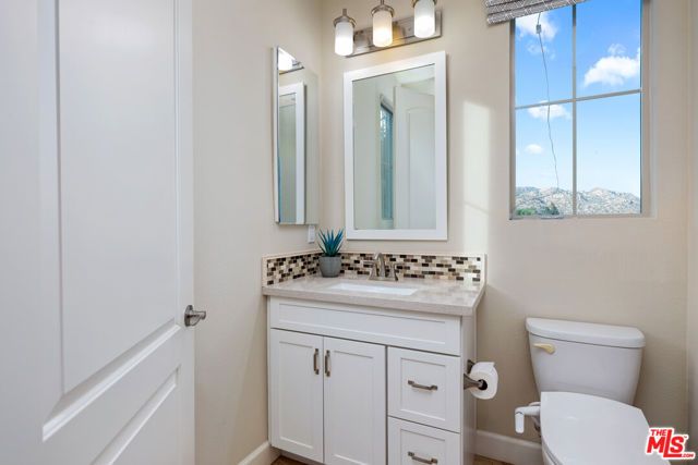 8304 Mariposa Court, West Hills (los Angeles), CA 91304