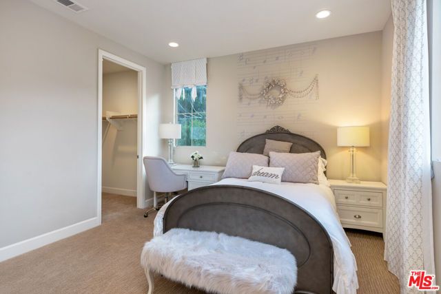 8304 Mariposa Court, West Hills (los Angeles), CA 91304