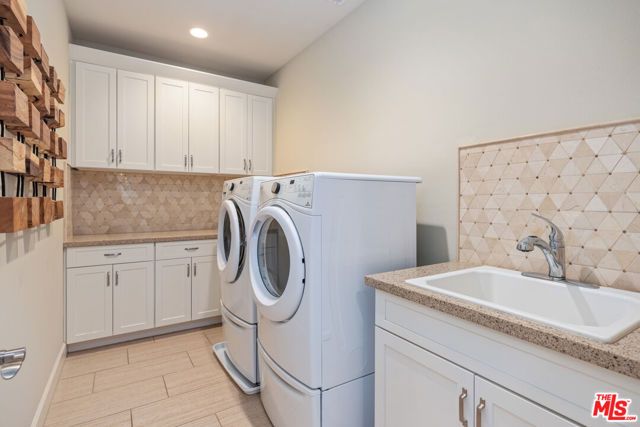 8304 Mariposa Court, West Hills (los Angeles), CA 91304