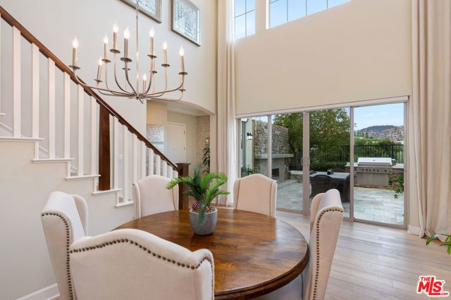 8304 Mariposa Court, West Hills (los Angeles), CA 91304