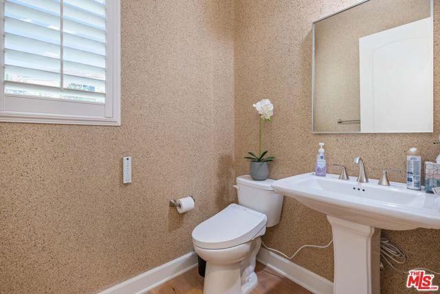 8304 Mariposa Court, West Hills (los Angeles), CA 91304