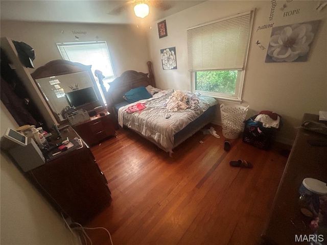 7516 Balfour Drive, St Louis, MO 63133