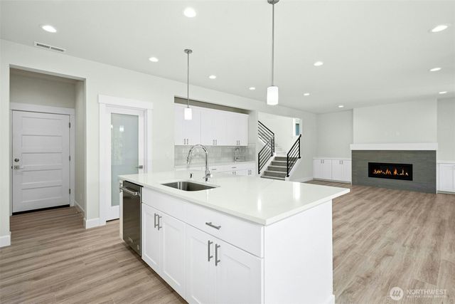 22801 61st St E#293, Buckley, WA 98321