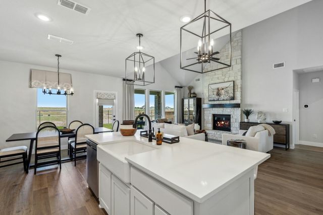 962 Richard Pittmon Drive, Desoto, TX 75115