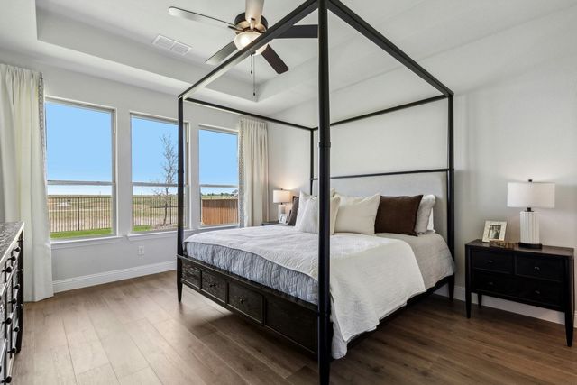 962 Richard Pittmon Drive, Desoto, TX 75115