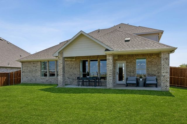 962 Richard Pittmon Drive, Desoto, TX 75115