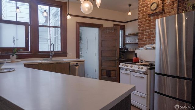 3346 21st Street, San Francisco, CA 94110