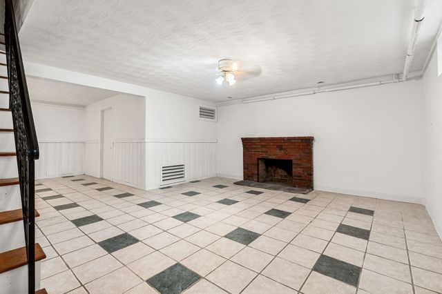 422 Mystic Street, Arlington, MA 02474