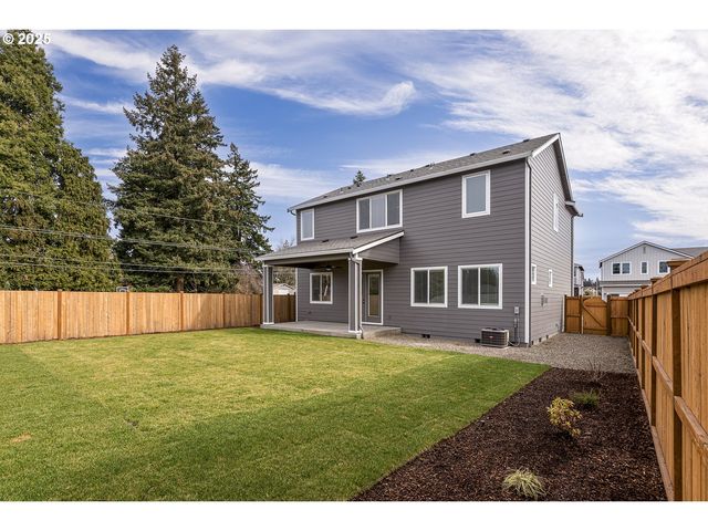 15201 Se TOWERS Ter, Milwaukie, OR 97267