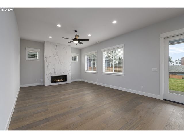 15201 Se TOWERS Ter, Milwaukie, OR 97267