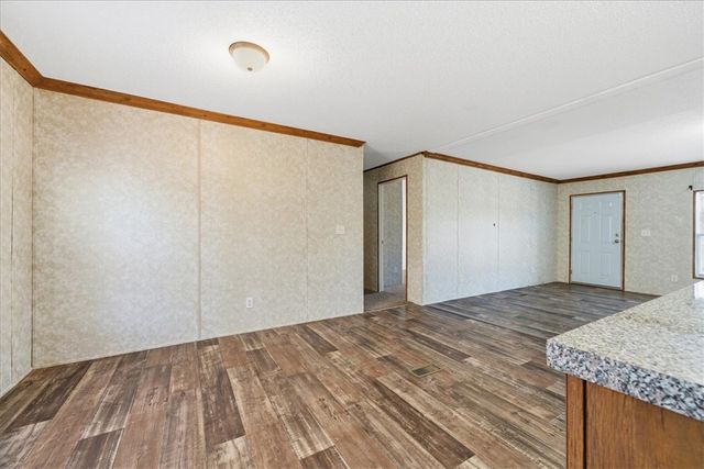 307 W Lake Street, Iva, SC 29655