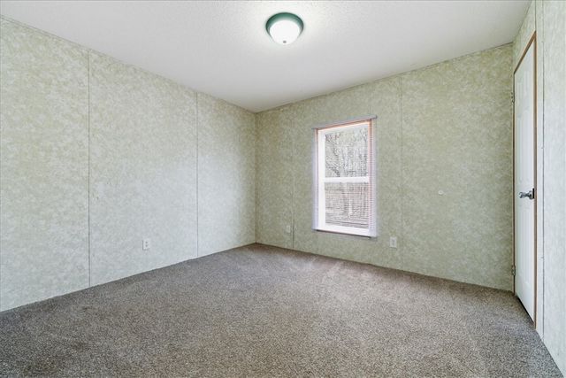 307 W Lake Street, Iva, SC 29655