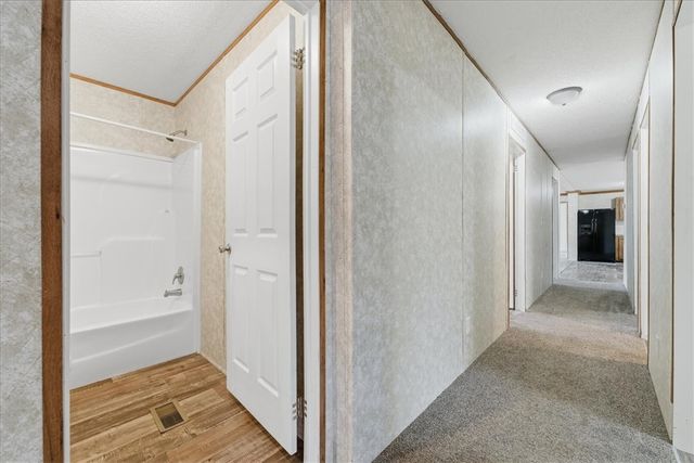 307 W Lake Street, Iva, SC 29655