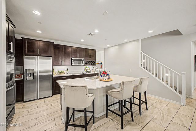 4640 E BECK Lane, Phoenix, AZ 85032
