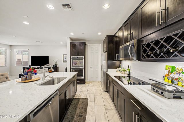 4640 E BECK Lane, Phoenix, AZ 85032