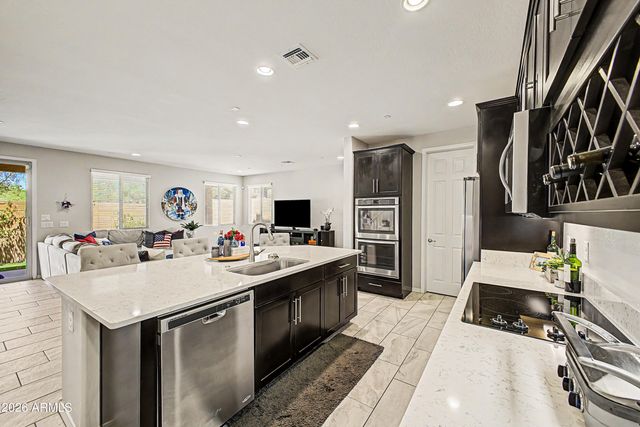 4640 E BECK Lane, Phoenix, AZ 85032