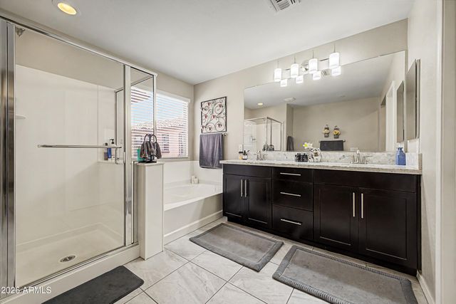 4640 E BECK Lane, Phoenix, AZ 85032