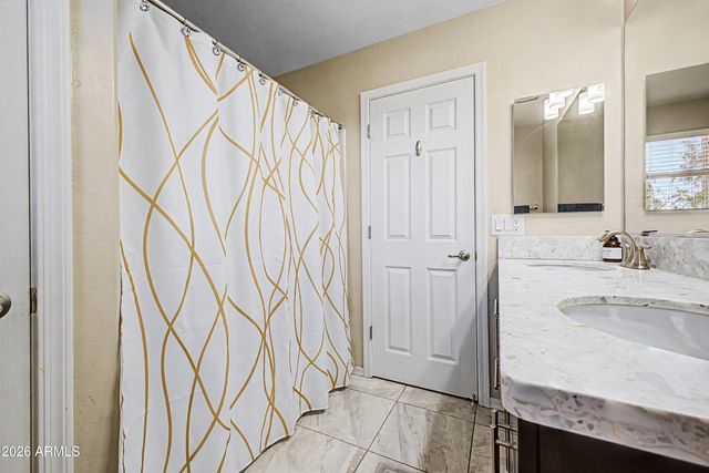 4640 E BECK Lane, Phoenix, AZ 85032
