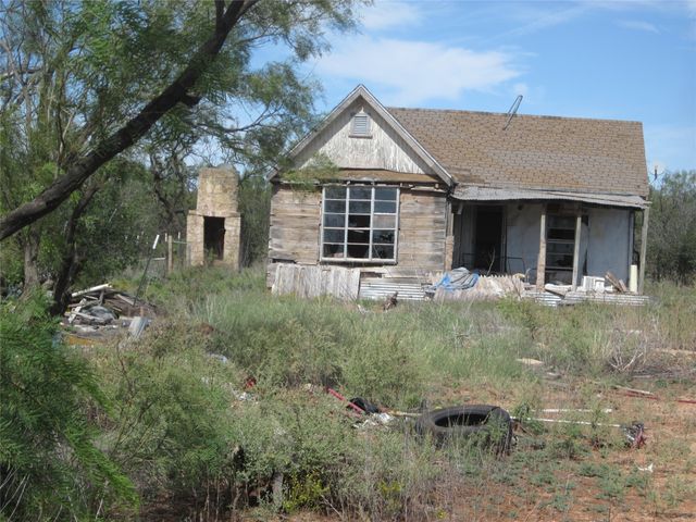 2002 CR 360, Merkel, TX 79536